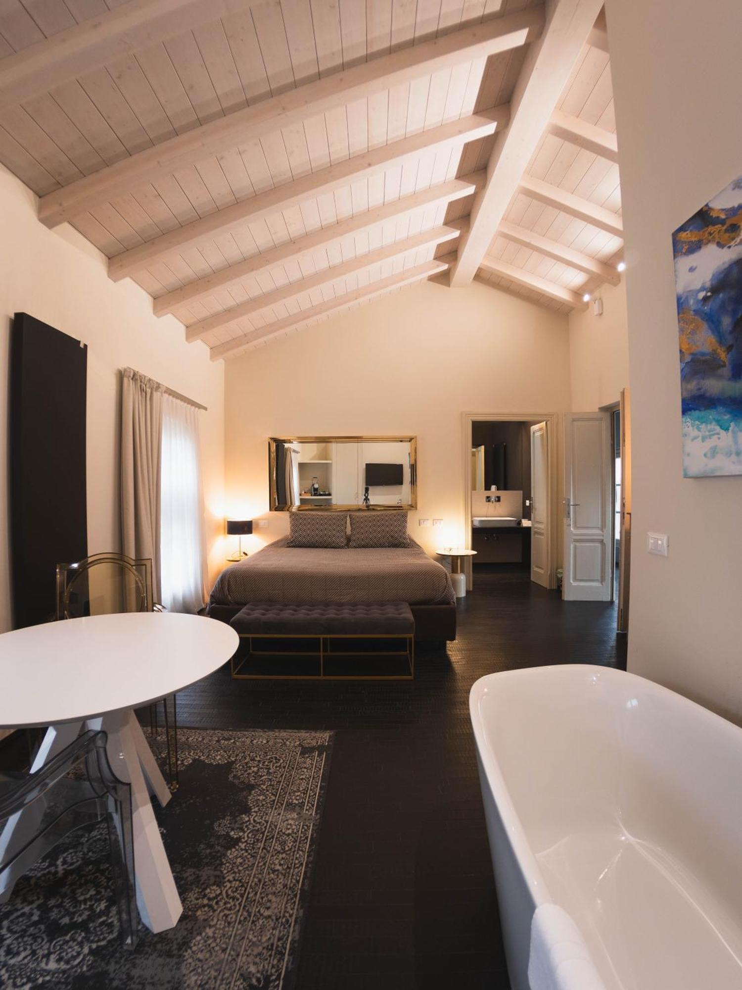 Bed and Breakfast Palazzo Gozzi Bed&Beauty Parma Esterno foto